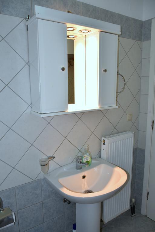 Studio A Apartment Kanali  ภายนอก รูปภาพ